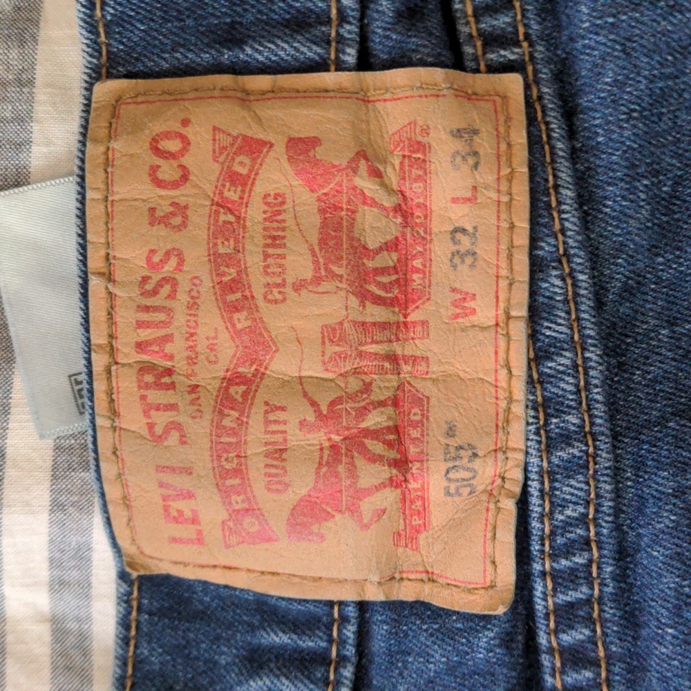 Levi 505 W32 L34